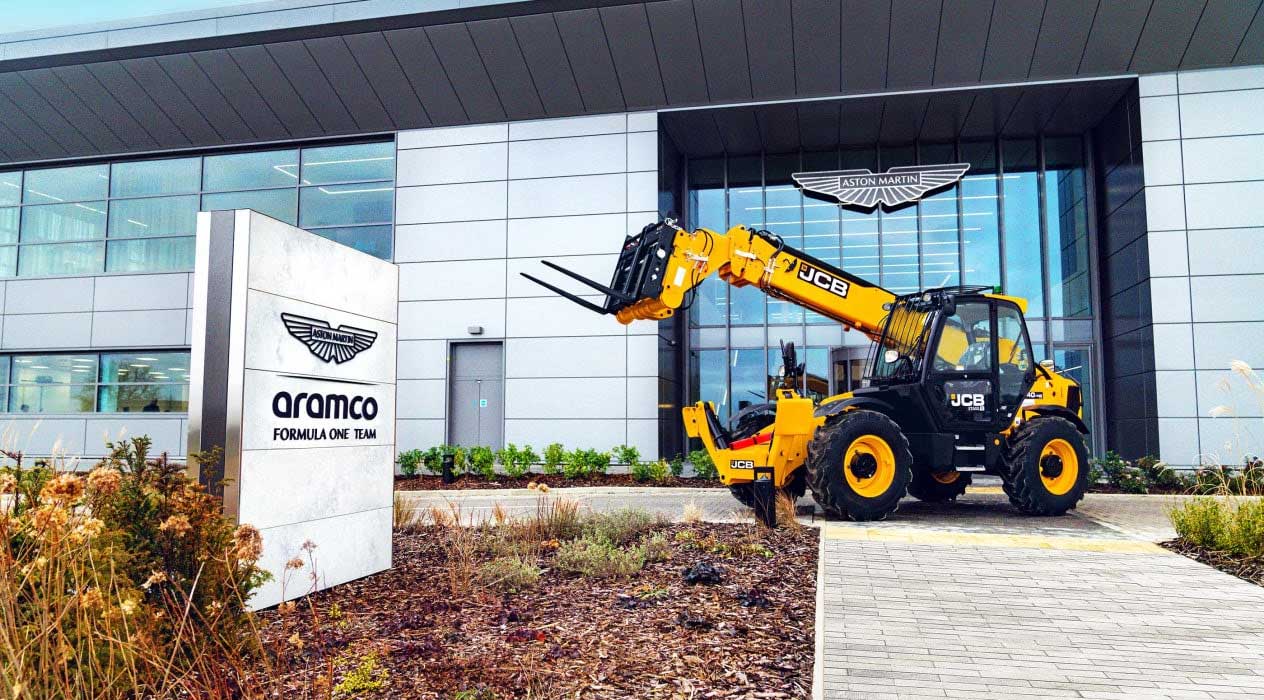 F1 & JCB Nhà tài trợ cho đội đua Aston Martin Aramco Formula One™