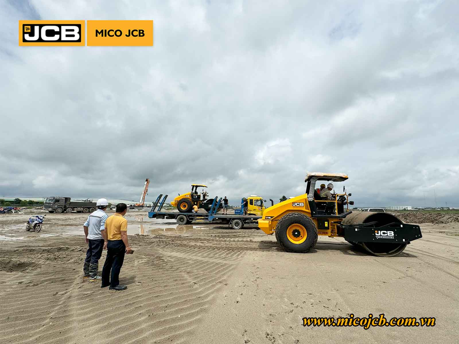 Bàn giao Xe lu JCB 116D cho khách hàng thi công xây lắp - ảnh 4