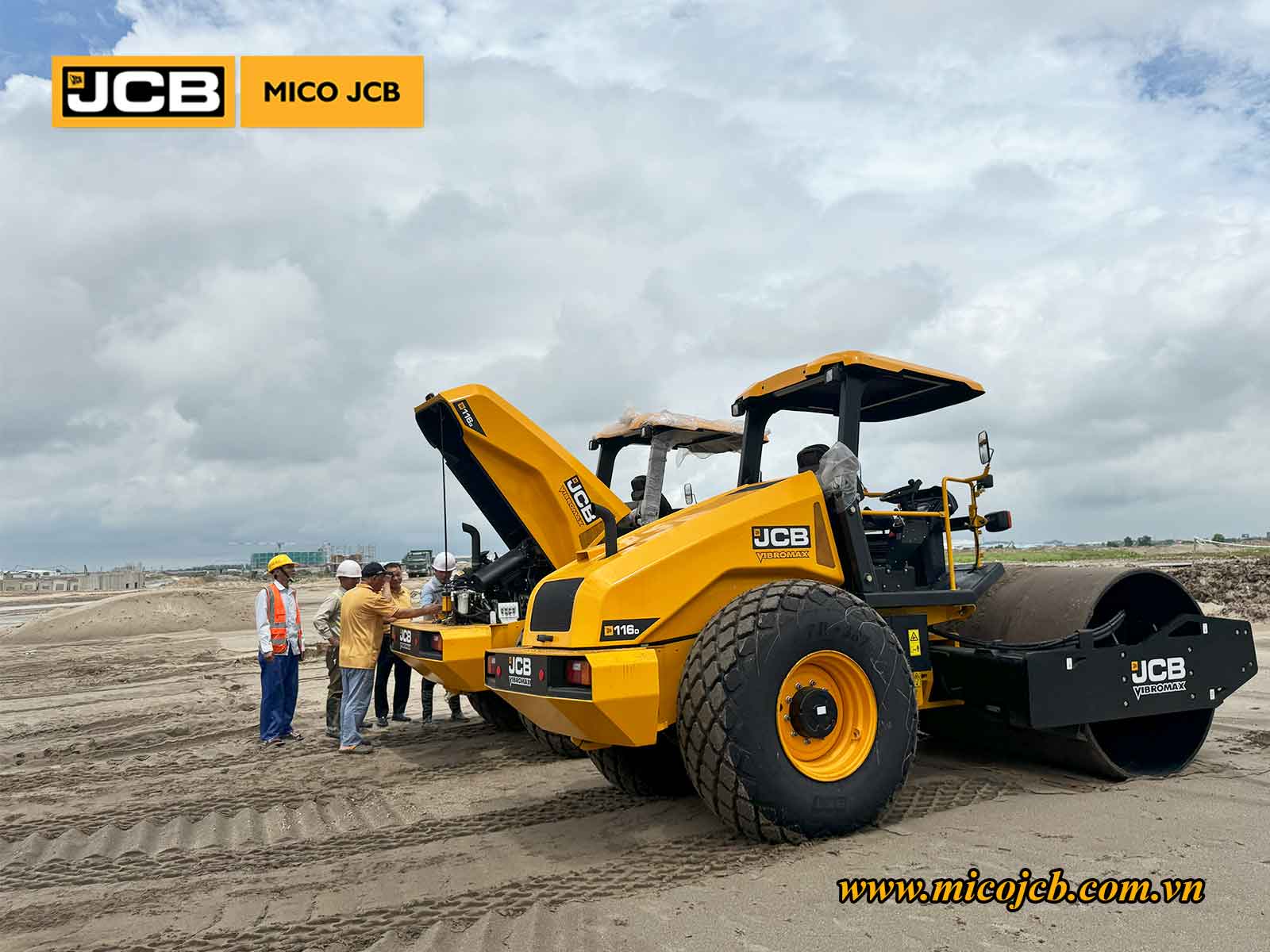 Bàn giao Xe lu JCB 116D cho khách hàng thi công xây lắp - ảnh 6