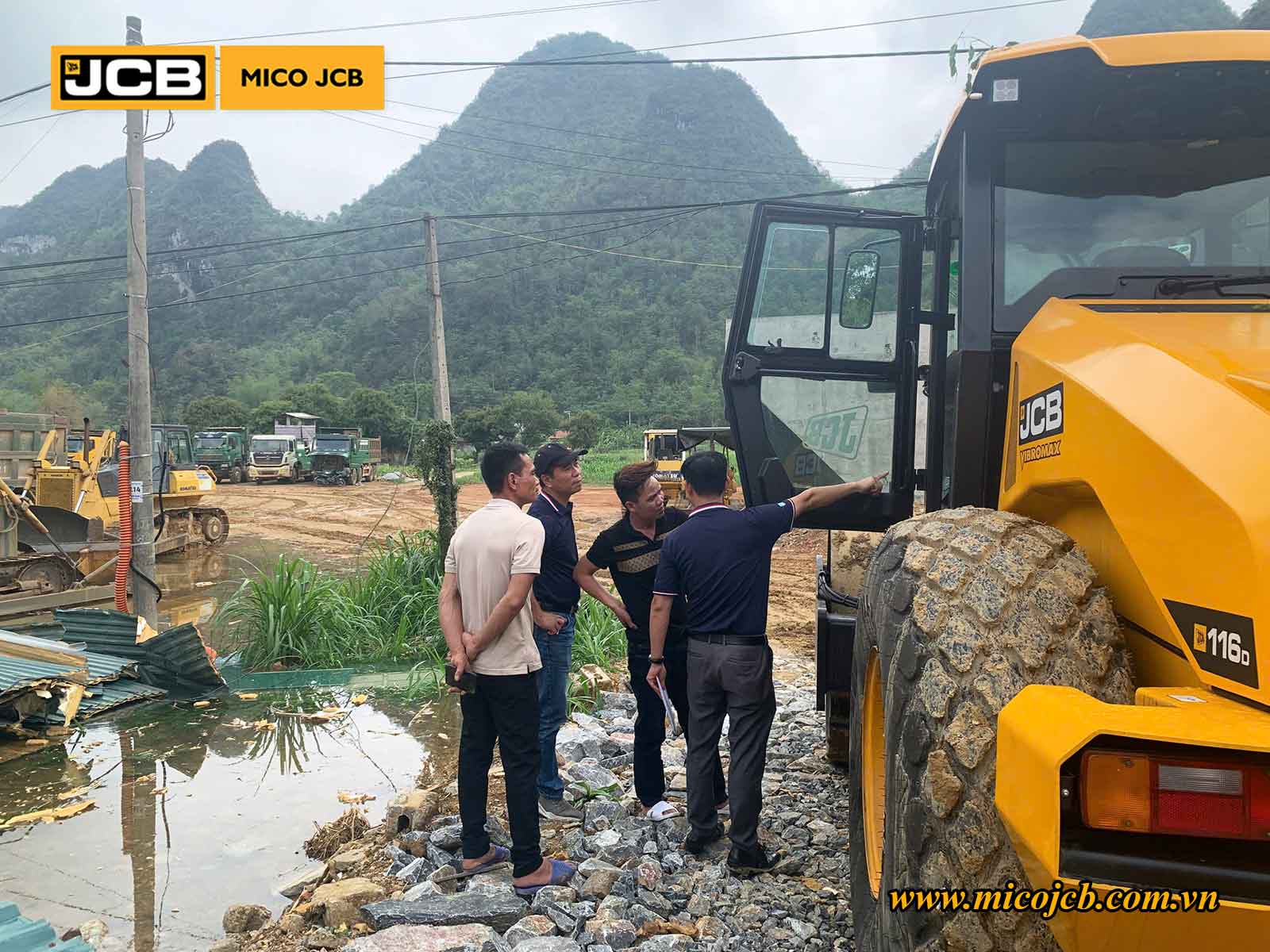Bàn giao JCB: 02 Xe lu rung JCB 116D cabin điều hòa cho dự án đường cao tốc