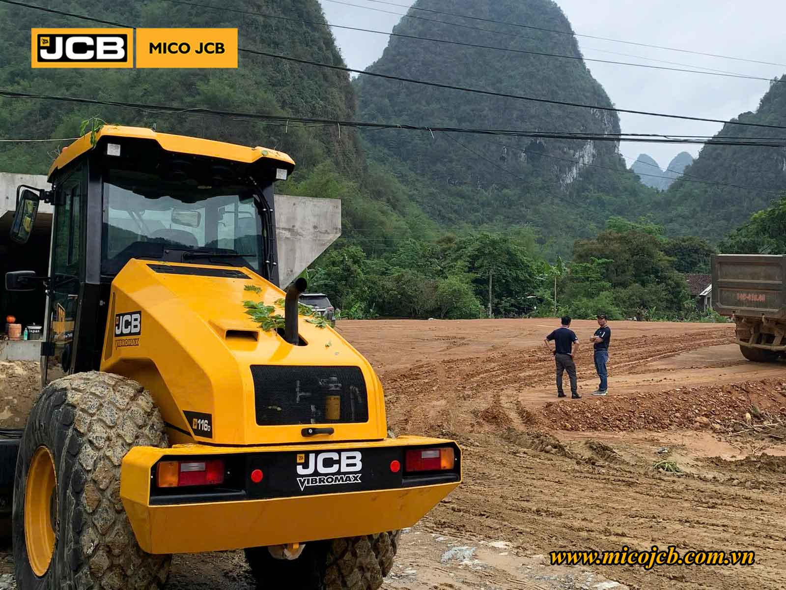 Bàn giao JCB: 02 Xe lu rung JCB 116D cabin điều hòa cho dự án đường cao tốc