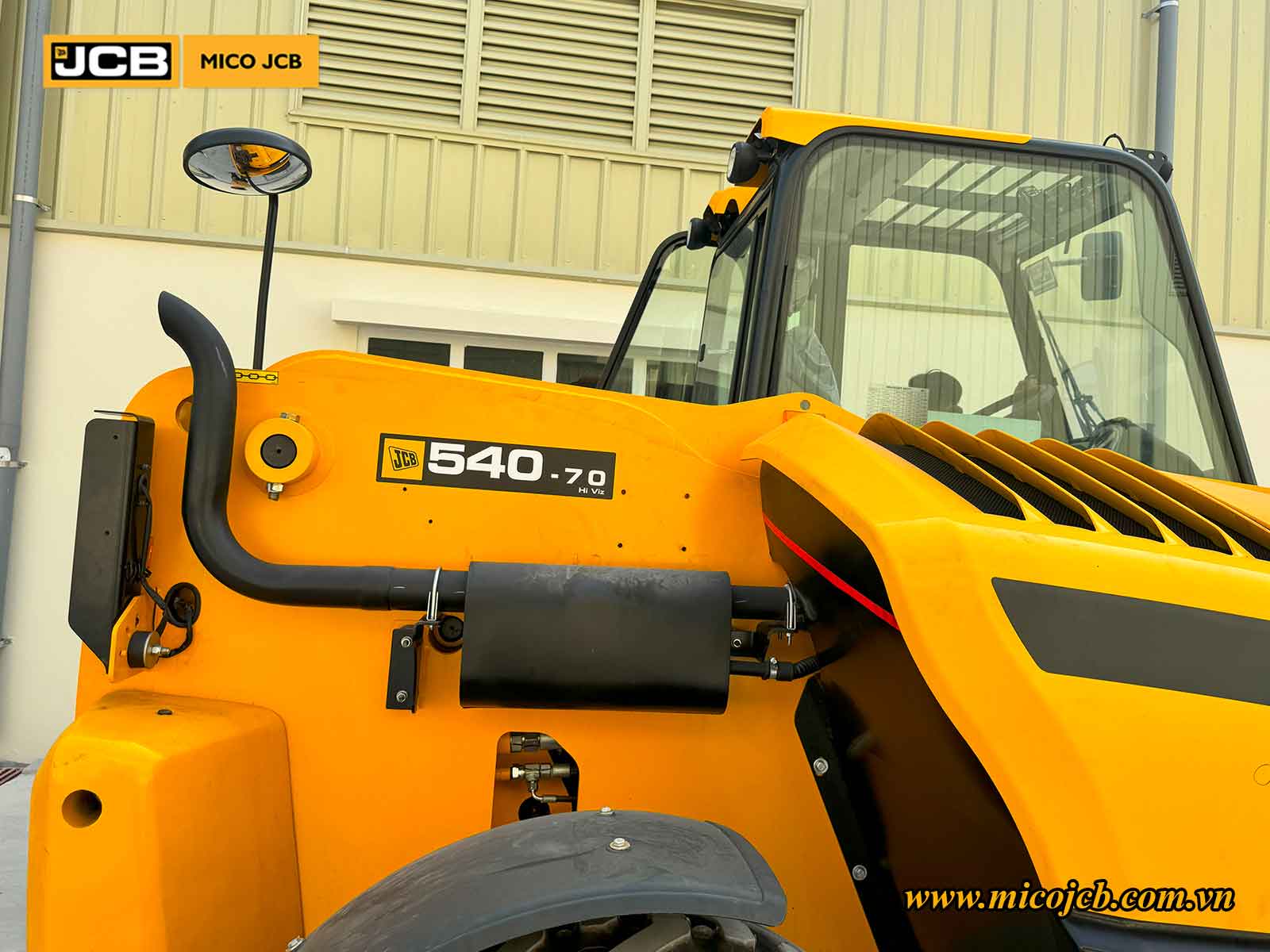 Bàn giao JCB: Xe nâng đa năng 540-70 cho Nhà máy sản xuất