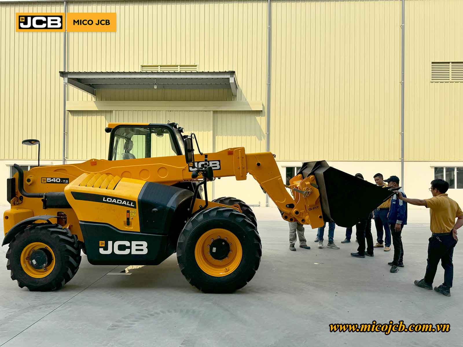 Bàn giao JCB: Xe nâng đa năng 540-70 cho Nhà máy sản xuất