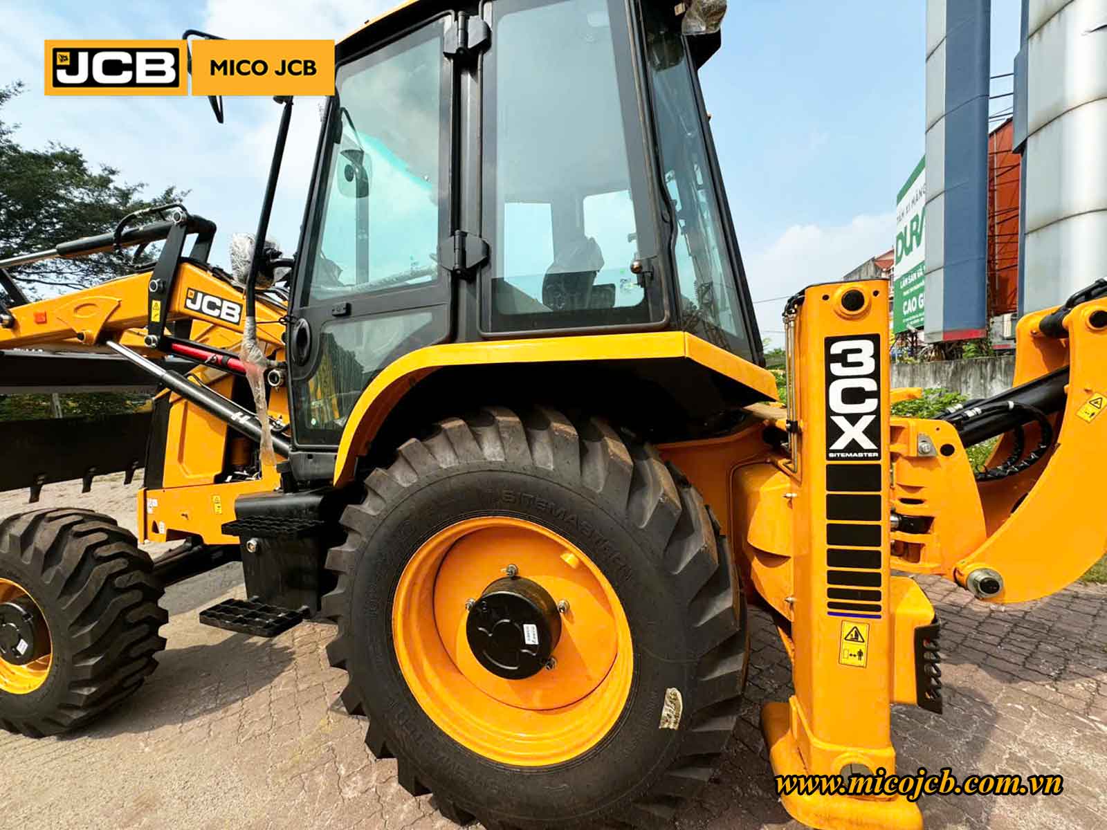 Cabin máy xúc đào liên hợp JCB 3CX Plus