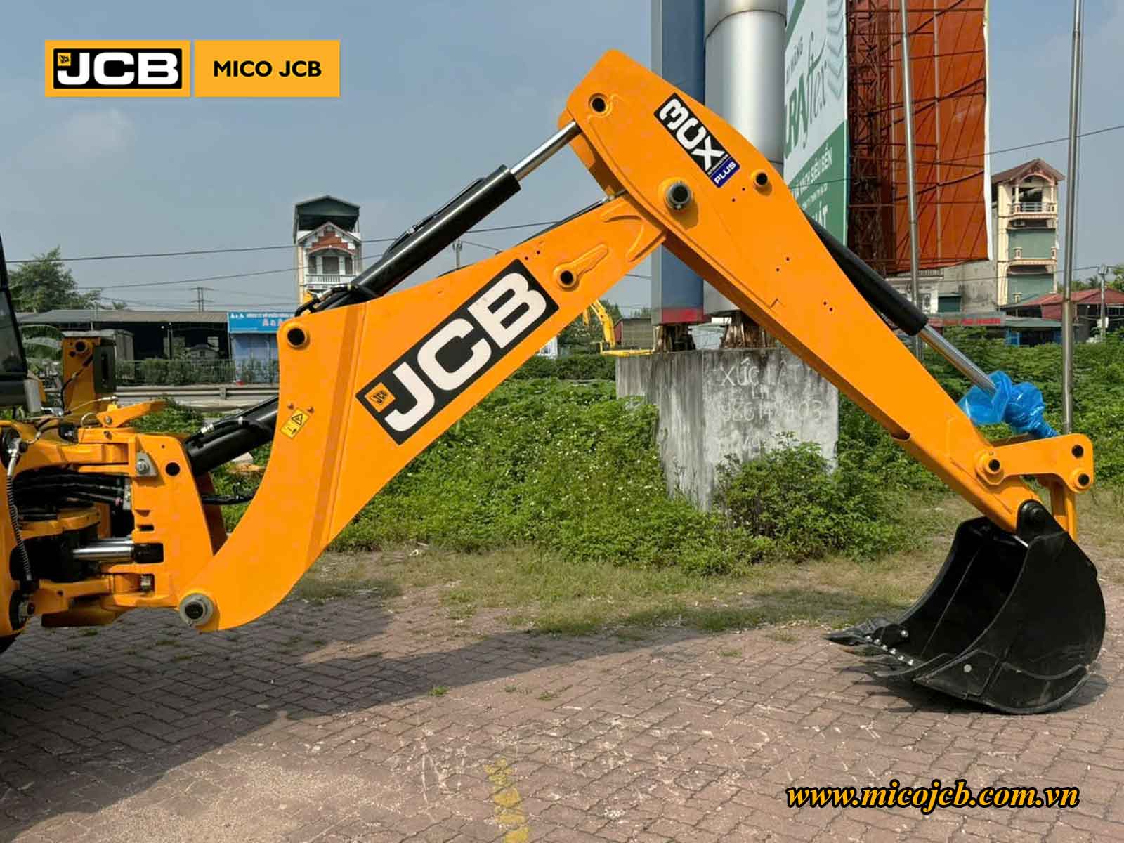 Máy xúc đào liên hợp JCB 3CX gầu đào