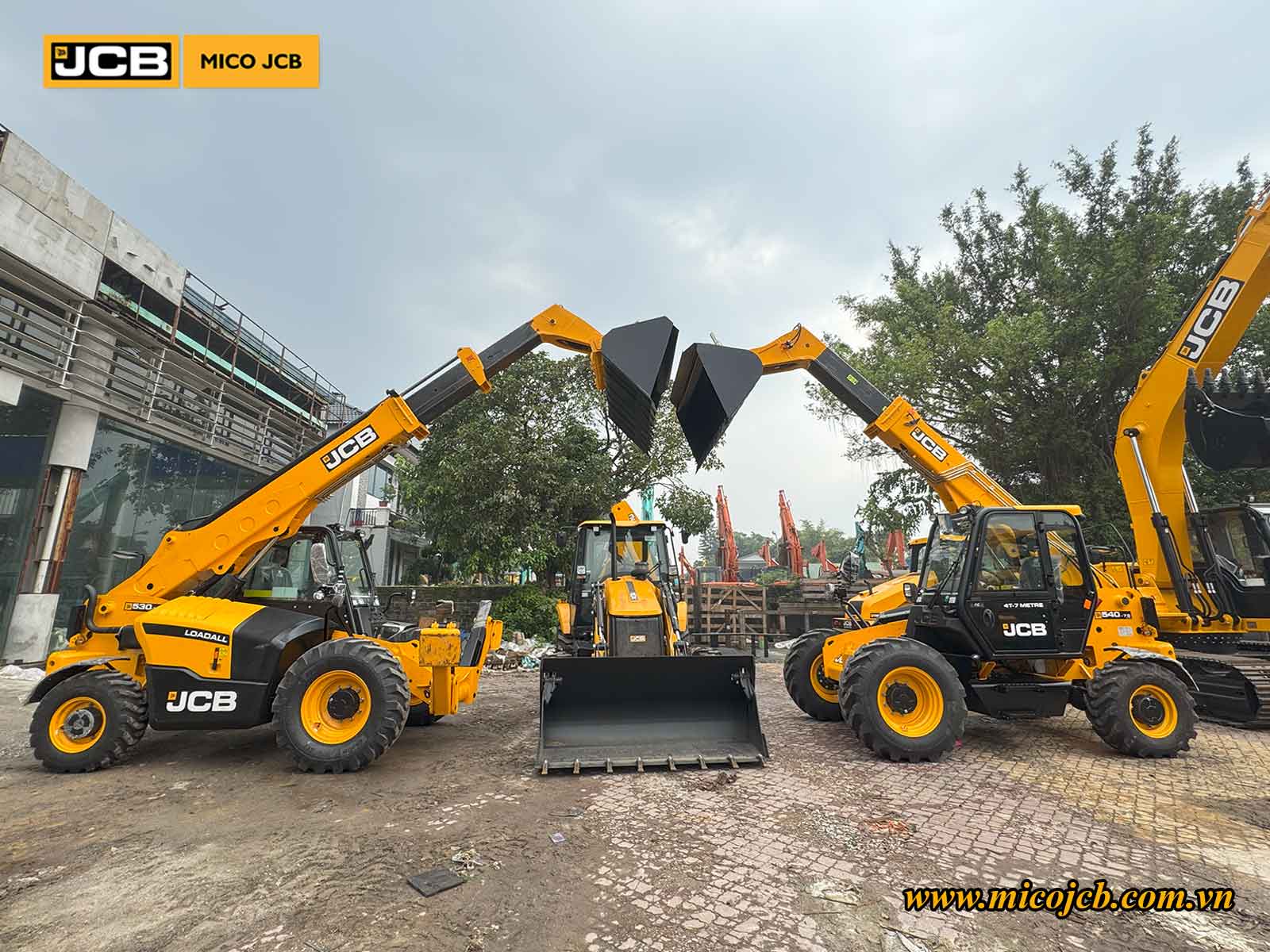 Xe nâng đa năng JCB 540-70 và 530-110 có sẵn tại kho MICO