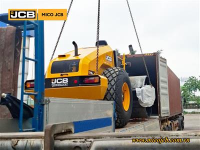 Nhập lô xe lu rung JCB 116D VIBROMAX có mái che