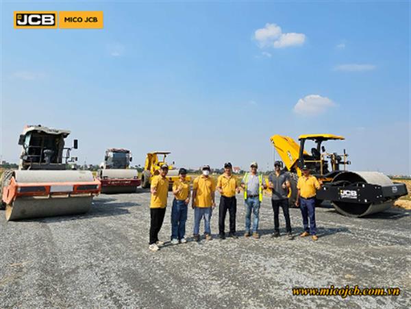 So sánh xe lu JCB và các thương hiệu nổi tiếng trên thế giới